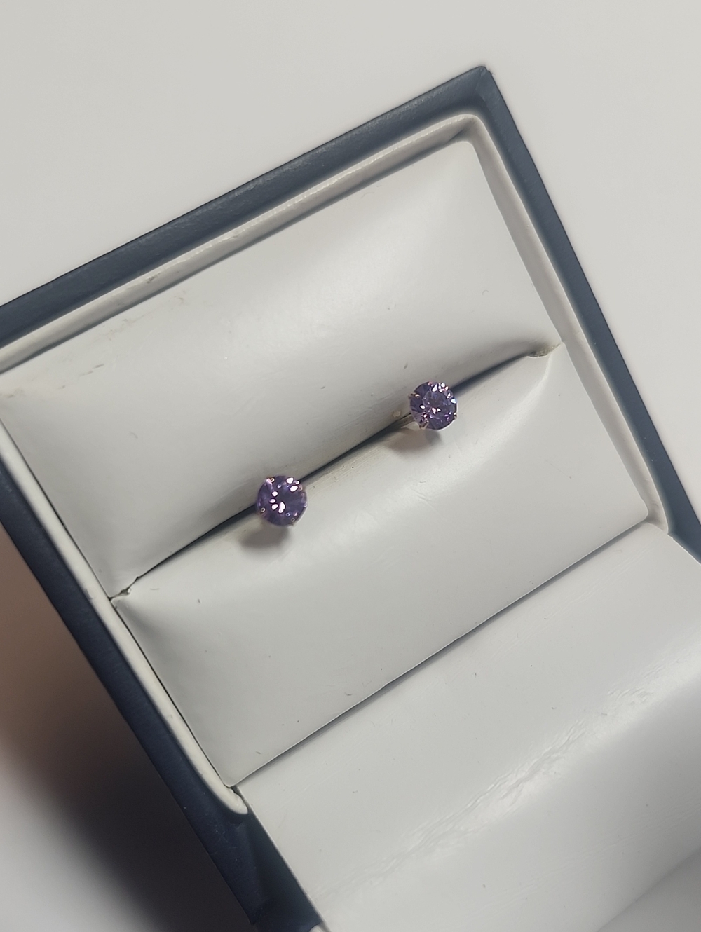 10K Solid Yellow Gold Stud Earrings Purple Cz Stones